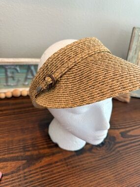 Scala Straw Visor Hat Raffia Adjustable OSFM Coastal Grandma Beach Sun Hat